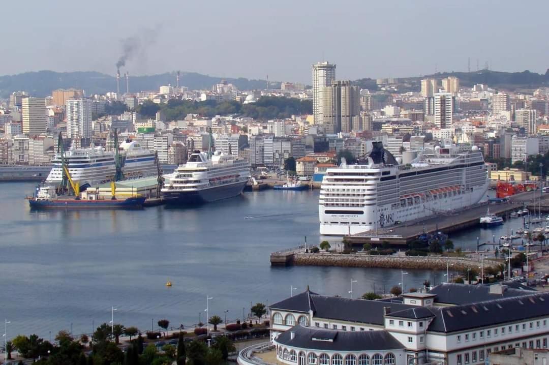 Apartamentos La Coruña Esterno foto